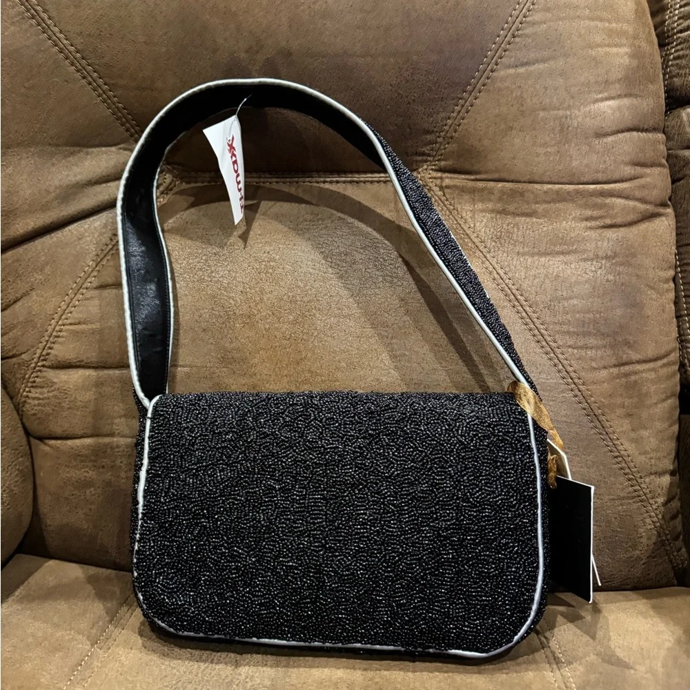 Viral Black Beaded Skull Shoulder Bag - Picture 3 of 5